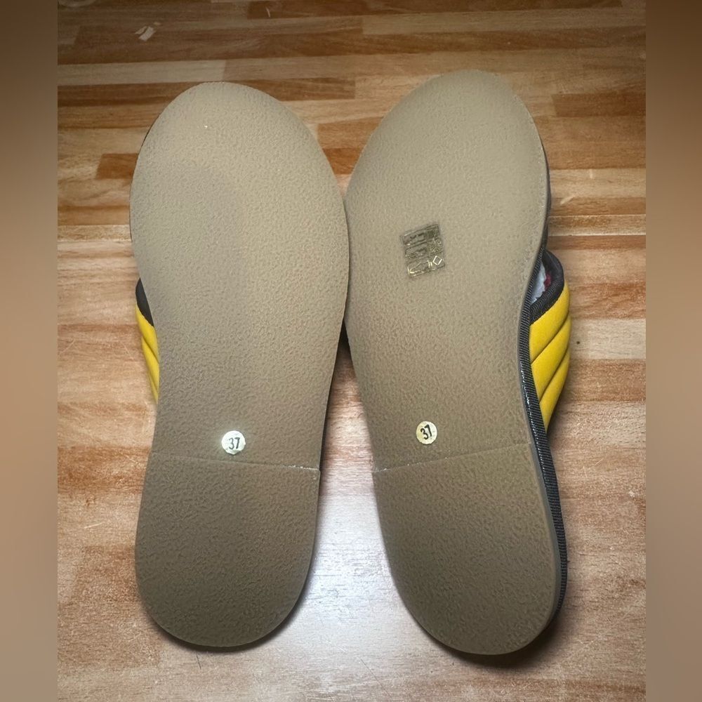 Nomasei + Hotel De La Plage Sandals - Picture 4 of 4